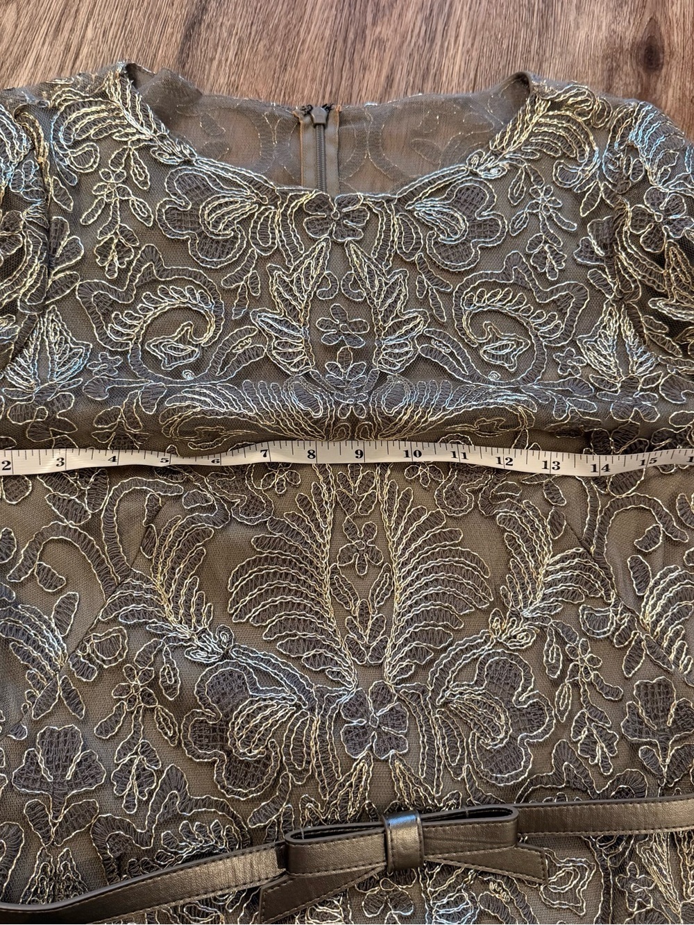 Tadashi Shoji Long Dress Women’s 6 Lace 3/4 Sleeves Belted Taupe Gold Modest NWT - Picture 10 of 14